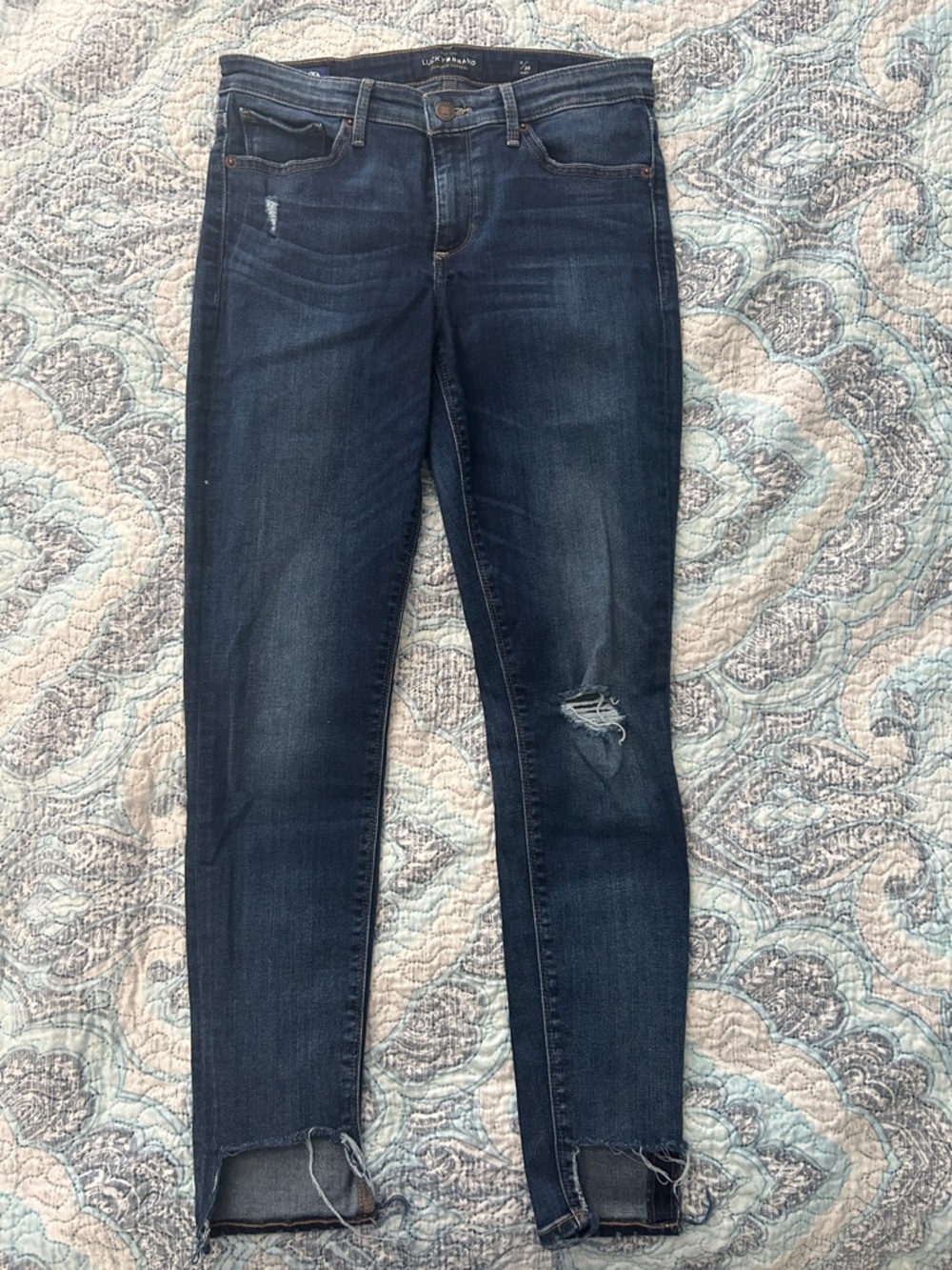 Lucky Brand Ava Skinny Dark Blue Women's Jeans with Distressed Knee